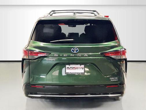 2022 Toyota Sienna Limited