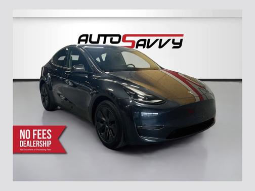 Gray 2025 Tesla Model Y Long Range