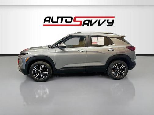 Sterling Gray Metallic 2024 Chevrolet Trailblazer LT