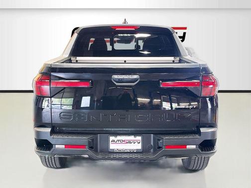 Phantom Black 2023 Hyundai SANTA CRUZ SEL Premium