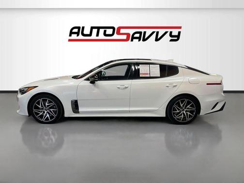 Snow White Pearl 2022 Kia Stinger GT-Line