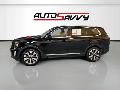 Ebony Black 2022 Kia Telluride S
