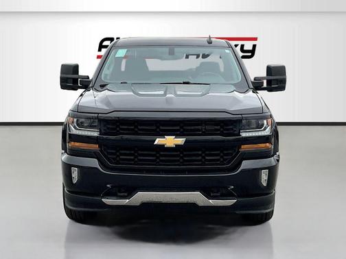 Black 2018 Chevrolet Silverado 1500 2LT