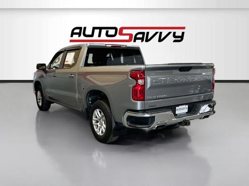 Sterling Gray Metallic 2023 Chevrolet Silverado 1500 LT