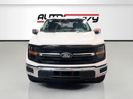 Oxford White 2024 Ford F-150 XLT
