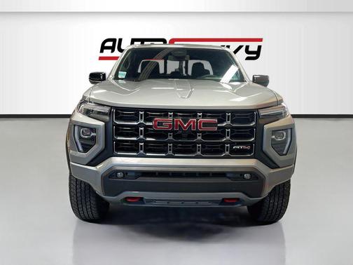 Sterling Metallic 2026 GMC Canyon AT4