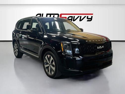 Ebony Black 2022 Kia Telluride S