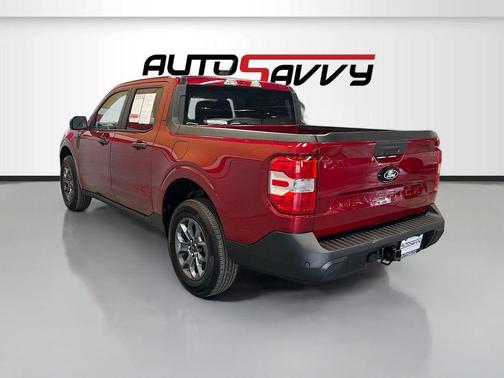 Ruby Red Metallic Tinted Clearcoat 2025 Ford Maverick XLT
