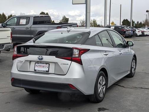 2022 Toyota Prius L