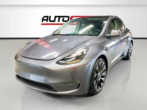 Gray 2023 Tesla Model Y Performance