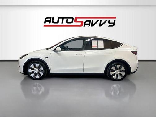 2022 Tesla Model Y Long Range Dual Motor All-Wheel Drive