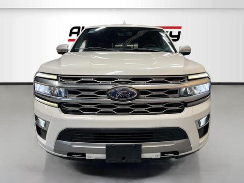 Star White Metallic Tri-Coat 2022 Ford Expedition Max Platinum