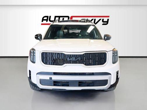 Glacial White Pearl 2023 Kia Telluride EX X-Line