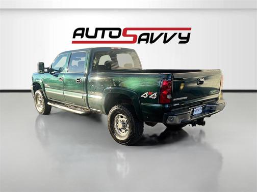 2004 Chevrolet Silverado 2500 LT H/D Crew Cab