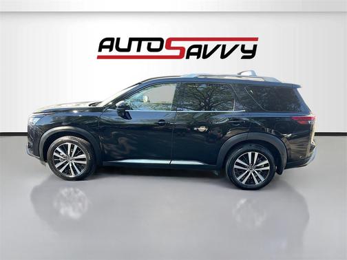 2024 Nissan Pathfinder Platinum 4WD