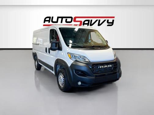 Bright White Clearcoat 2025 RAM ProMaster 2500 Base