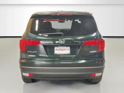 Black Forest Pearl 2016 Honda Pilot EX