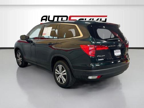 Black Forest Pearl 2016 Honda Pilot EX