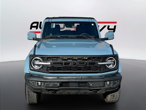 Light Blue 2023 Ford Bronco Base