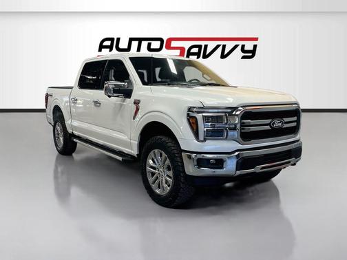 Star White Metallic Tri-Coat 2025 Ford F-150 Lariat