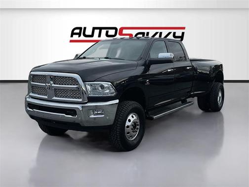 2018 RAM 3500 Laramie Crew Cab 4x4 8' Box