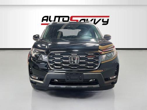 Crystal Black Pearl 2025 Honda Passport AWD TrailSport