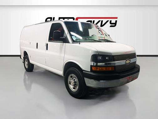 Summit White 2024 Chevrolet Express 2500 Work Van