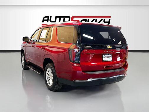 Radiant Red Tintcoat 2026 Chevrolet Tahoe LT