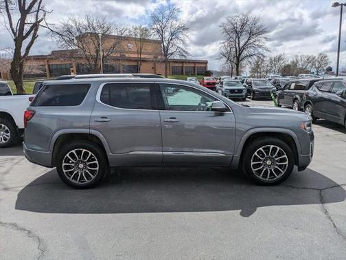 2022 GMC Acadia Denali