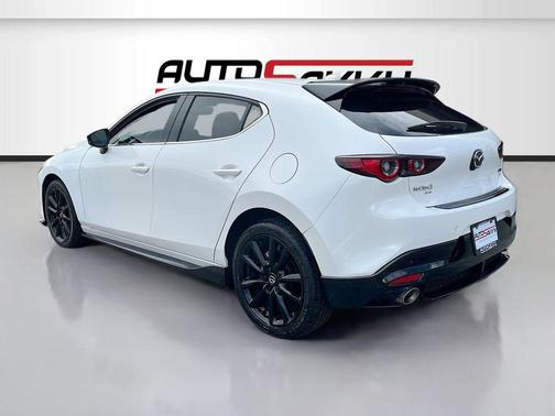 Snowflake White Pearl Mica 2024 Mazda Mazda3 2.5 Turbo Premium Plus Package