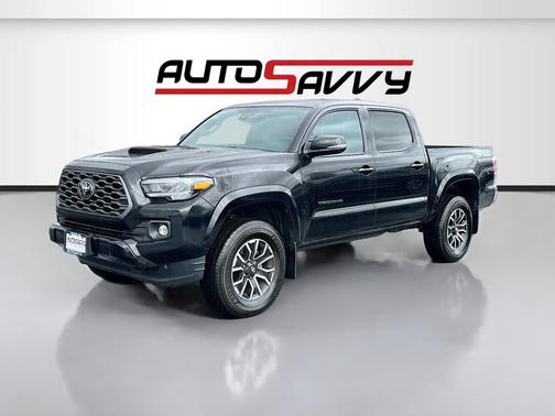 Midnight Black Metallic 2022 Toyota Tacoma TRD Sport