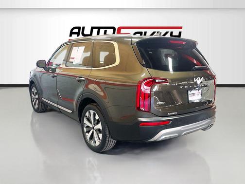 2022 Kia Telluride S
