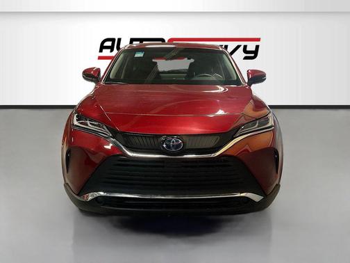 2024 Toyota Venza LE