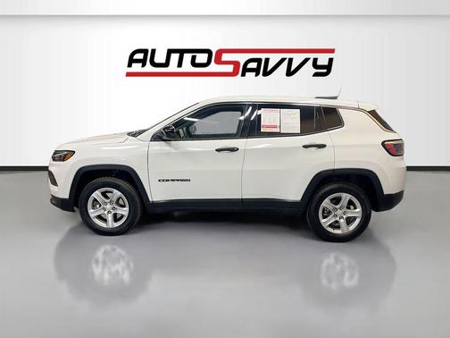 Bright White Clearcoat 2023 Jeep Compass Sport
