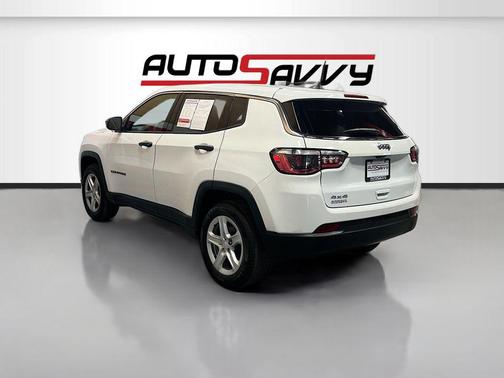 Bright White Clearcoat 2023 Jeep Compass Sport