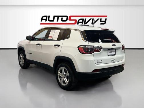 Bright White Clearcoat 2023 Jeep Compass Sport