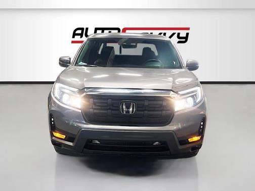 Gray 2024 Honda Ridgeline RTL