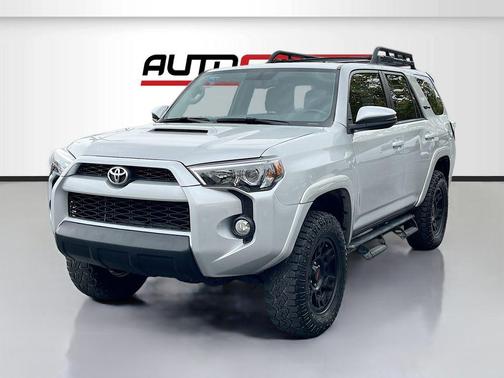 Classic Silver Metallic 2018 Toyota 4Runner TRD Off Road Premium