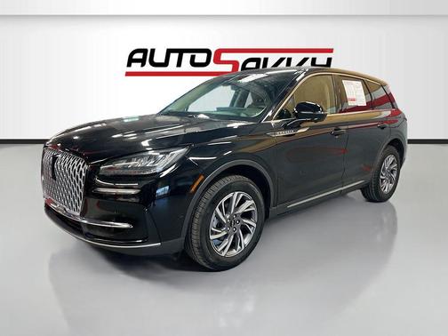 Infinite Black Metallic Clearcoat 2024 Lincoln Corsair Premiere
