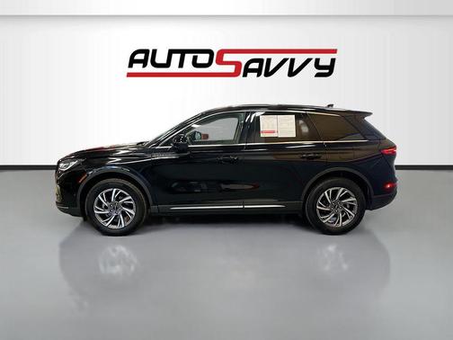 Infinite Black Metallic Clearcoat 2024 Lincoln Corsair Premiere