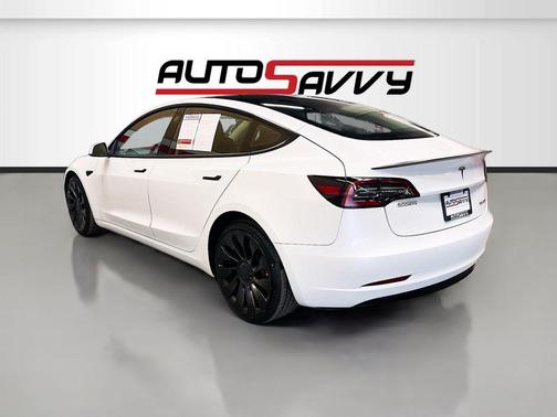 2023 Tesla Model 3 Performance