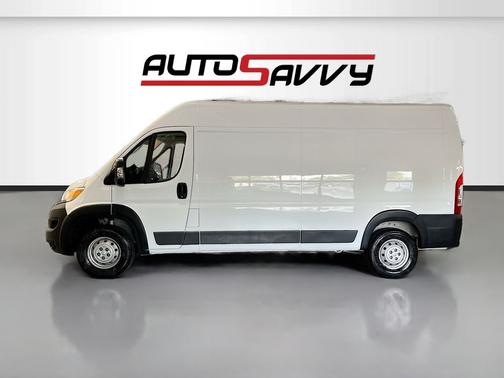 Bright White Clearcoat 2023 RAM ProMaster 2500 High Roof