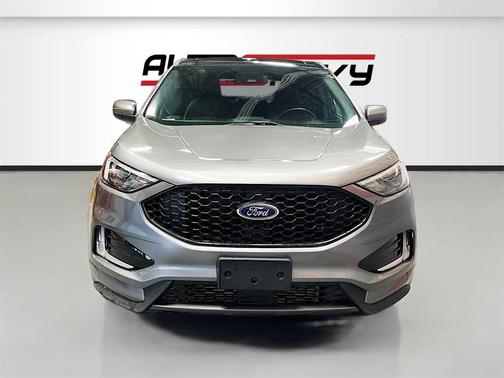 2022 Ford Edge ST Line