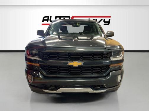 Graphite Metallic 2018 Chevrolet Silverado 1500 2LT