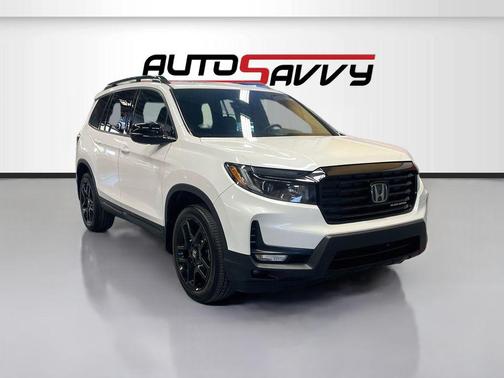 Platinum White Pearl 2025 Honda Passport AWD Black