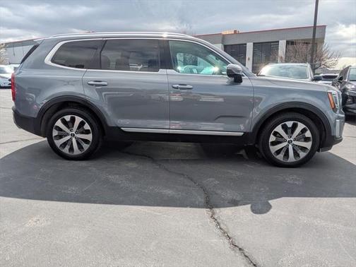 2022 Kia Telluride S
