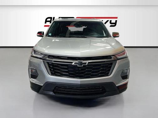 Sterling Gray Metallic 2023 Chevrolet Traverse Premier