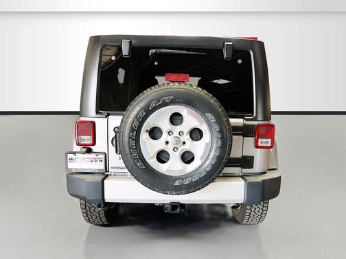 Billet Metallic Clearcoat 2014 Jeep Wrangler Unlimited Sahara