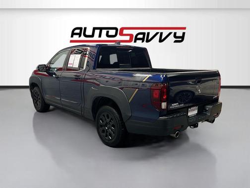 Dark Blue 2023 Honda Ridgeline RTL