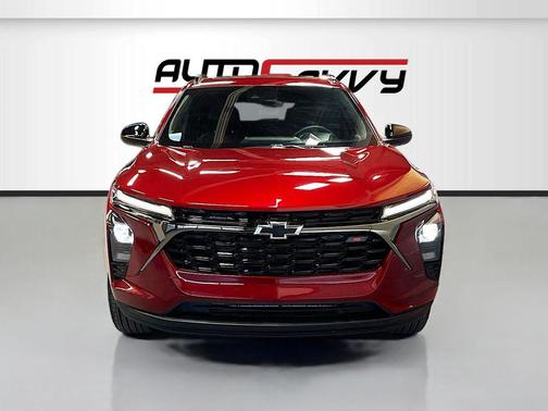 Crimson Metallic 2025 Chevrolet Trax FWD 2RS